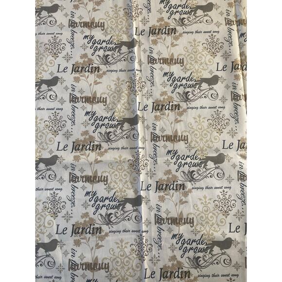 "Le Jardin" design by Richloom fabric vintage swatch 3 yards x 45” wide - Picture 2 of 5